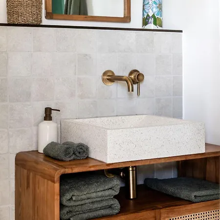 Kövirigó Családi Birtok * Gyulakeszi