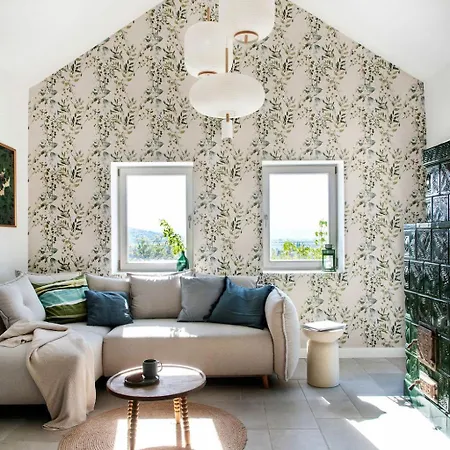 Kövirigó Családi Birtok Villa