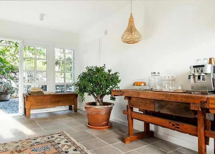 Koevirigo Csaladi Birtok Villa Gyulakeszi