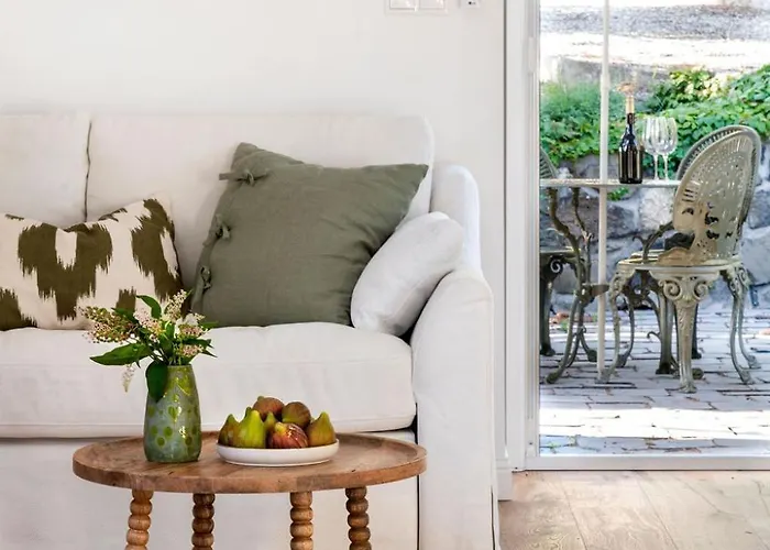 Koevirigo Csaladi Birtok *