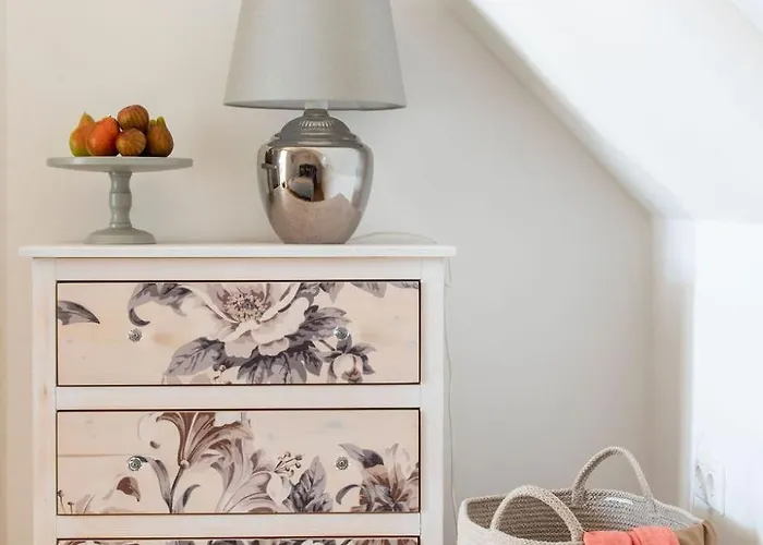 Koevirigo Csaladi Birtok Villa Gyulakeszi