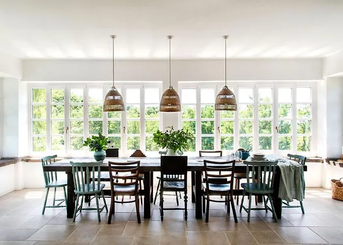 Koevirigo Csaladi Birtok Villa Gyulakeszi