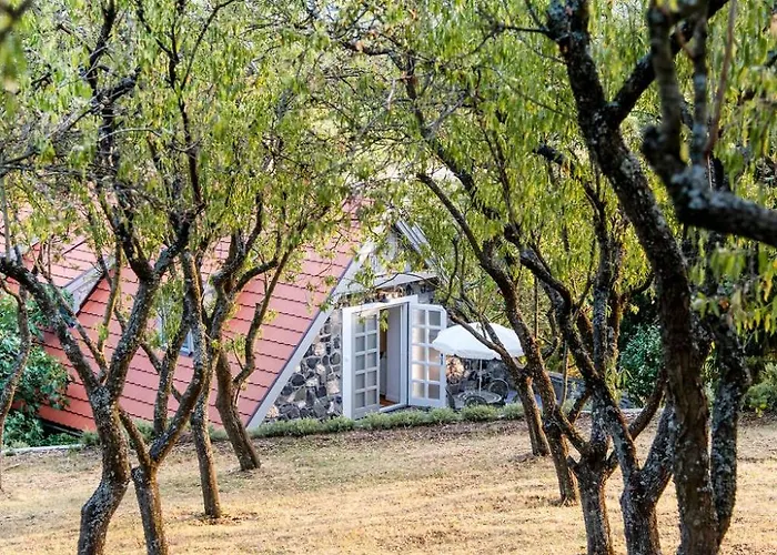 Koevirigo Csaladi Birtok * Gyulakeszi